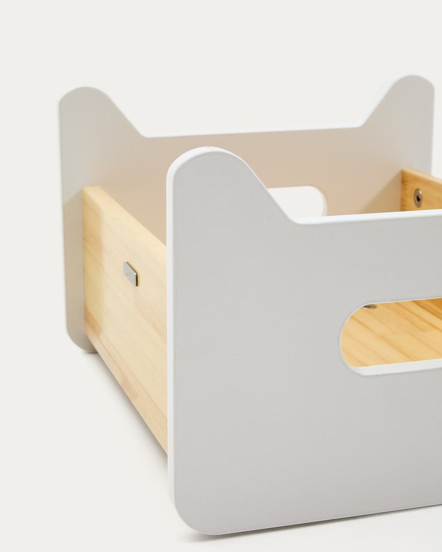 Cecilia kids’ step-stool in solid natural and white pine