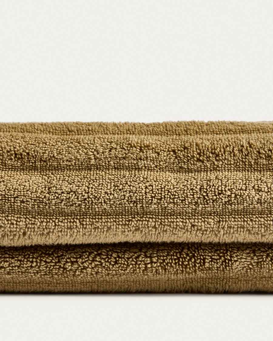 Navira 100% cotton light green bath towel 70 x 140cm