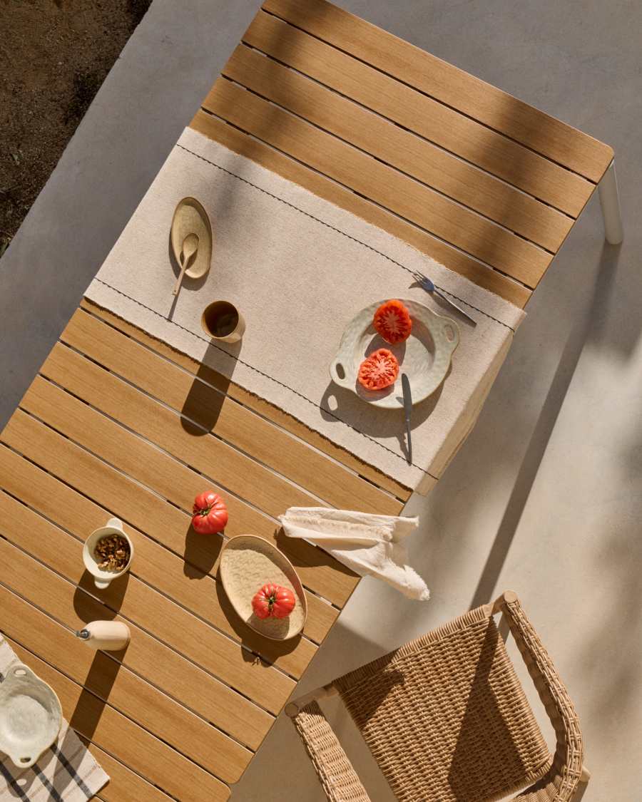 Canyelles outdoor extendable table in polywood and aluminium in light grey 140 (200) x 90cm