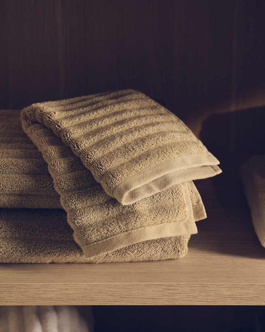 Navira 100% cotton light green face towel 30 x 50cm