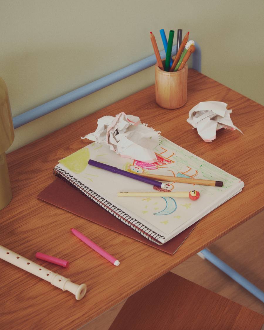 Tinn ash veneer desk with a blue metal structure, 82 x 45 cm