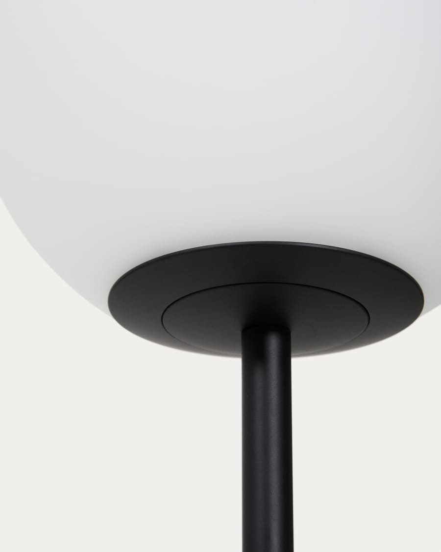 Brisia metal floor lamp with black finish and 1 frosted glass ball Ø20 cm