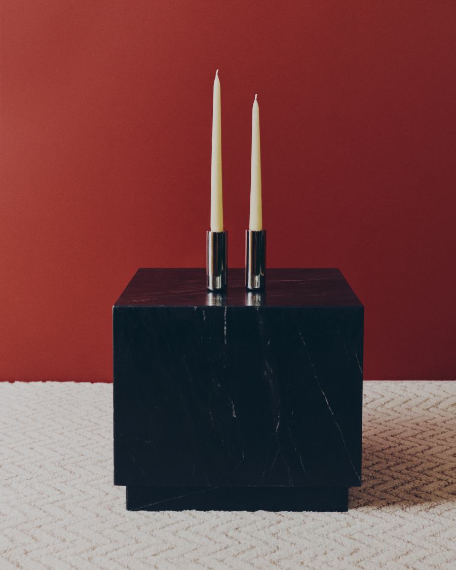 Table auxiliaire Sorein en marbre noir 40 x 40 cm