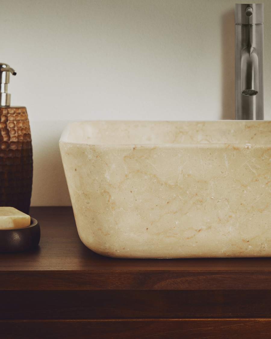 Νιπτήρας Darnen από μπεζ μάρμαρο 40 x 40 εκ.