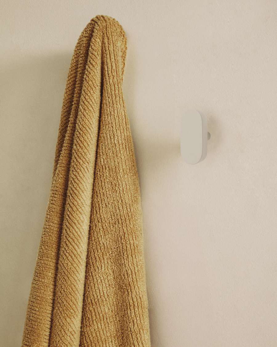 Arely set of 2 solid beech wood hangers with beige lacquer finish 6.5 cm/10 cm