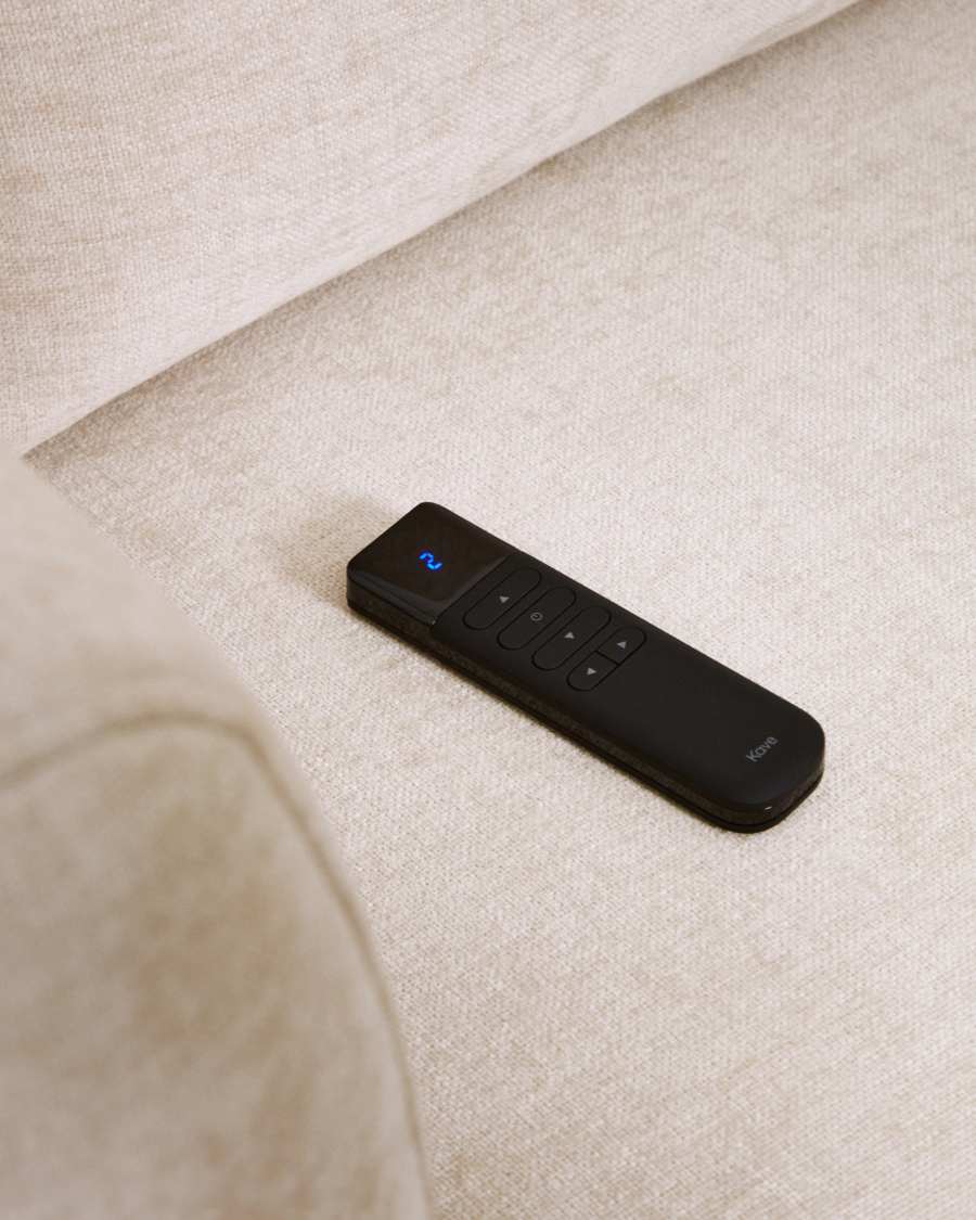 Divano Lares 5 posti con sedute scorrevoli motorizzate e poggiatesta reclinabile in ciniglia beige 335 cm