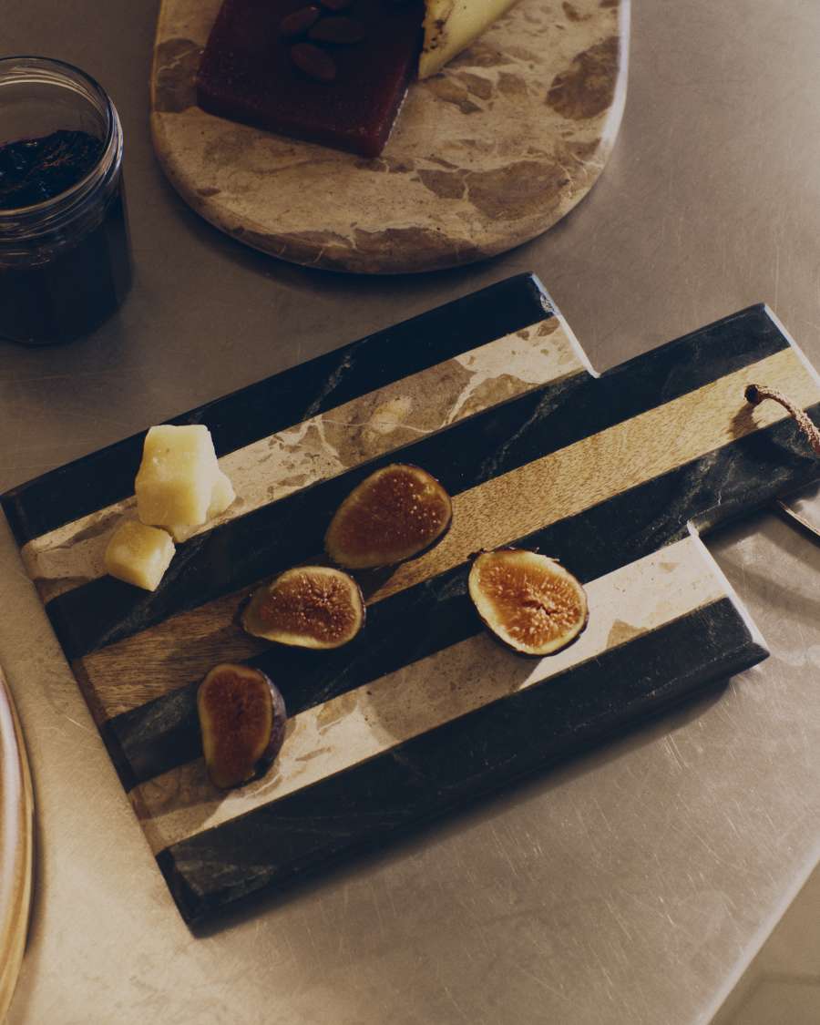Surne serving board in black, brown and beige marble 30 x 18 cm