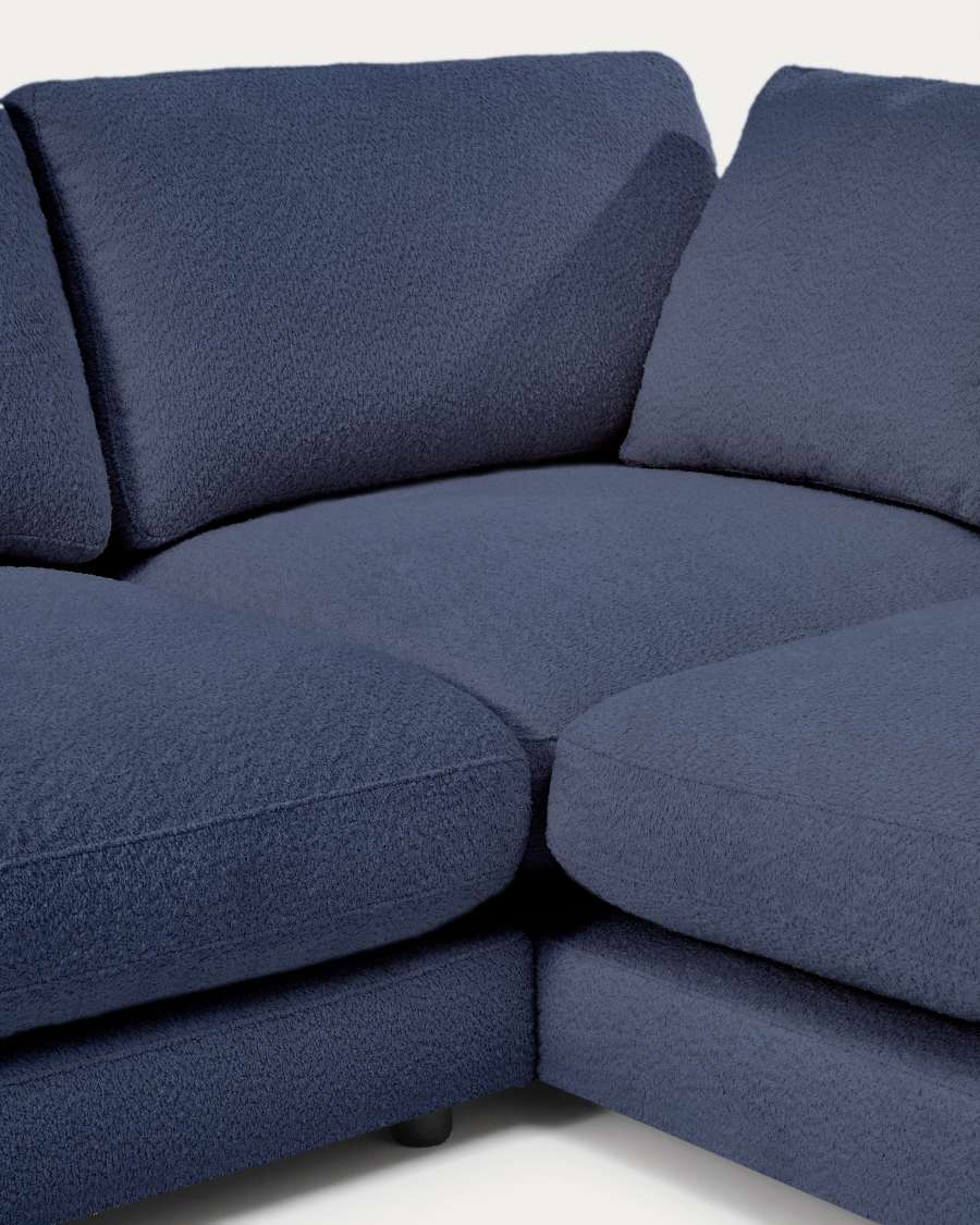 Gala blauwe 4-zits-bank met chaise longue rechts van brandvertragende imitatieschapenvacht FSC Mix Credit 300 cm