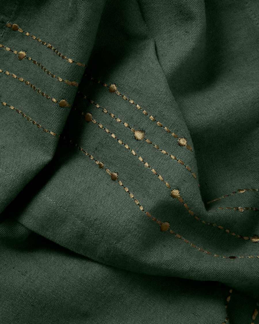 Conjunt Flia de 2 estovalles individuals de lli i cotó verd amb detall brodat de lúrex verd 30x50 cm