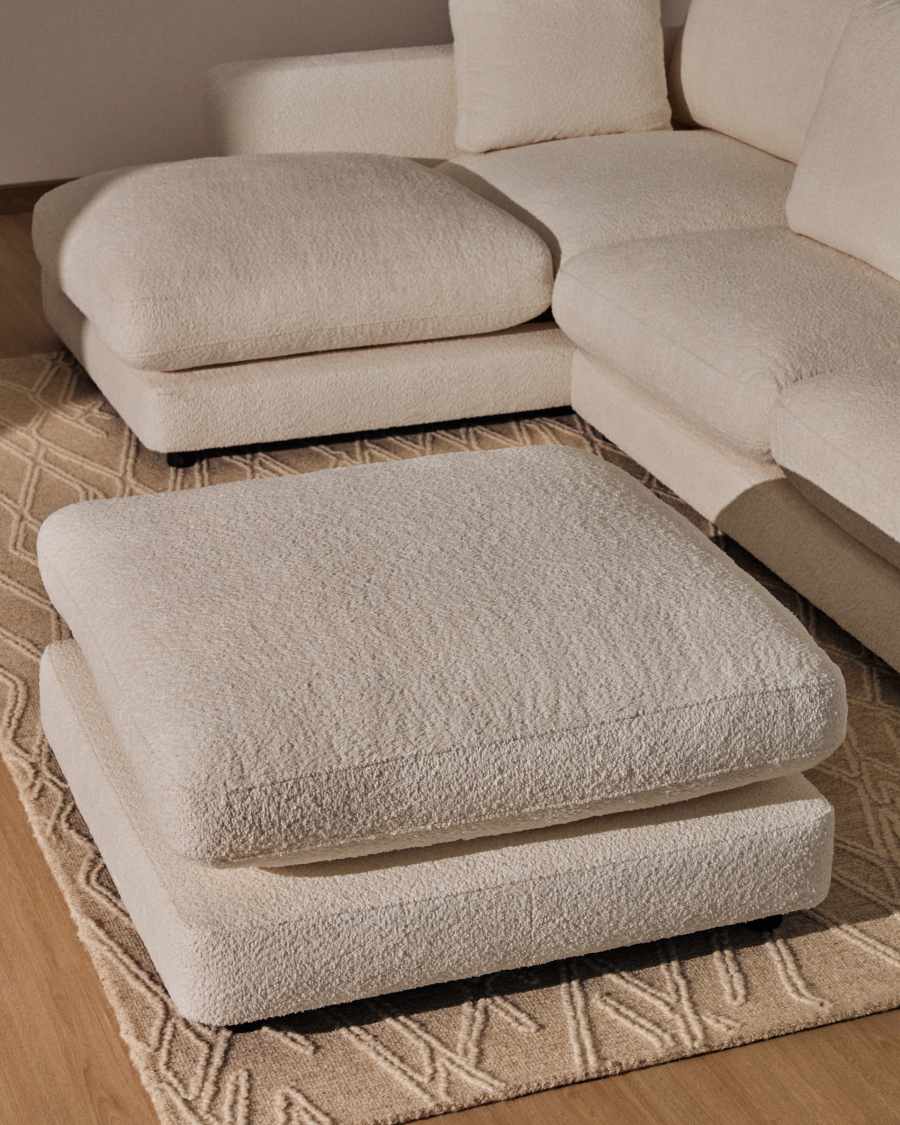 Gala ecru fire-retardant bouclé footrest FSC Mix Credit 90 x 90cm