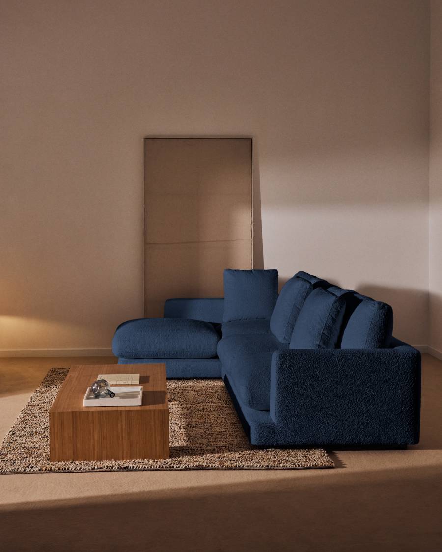 Gala blauwe 4-zits-bank met chaise longue links van brandvertragende imitatieschapenvacht FSC Mix Credit 300 cm