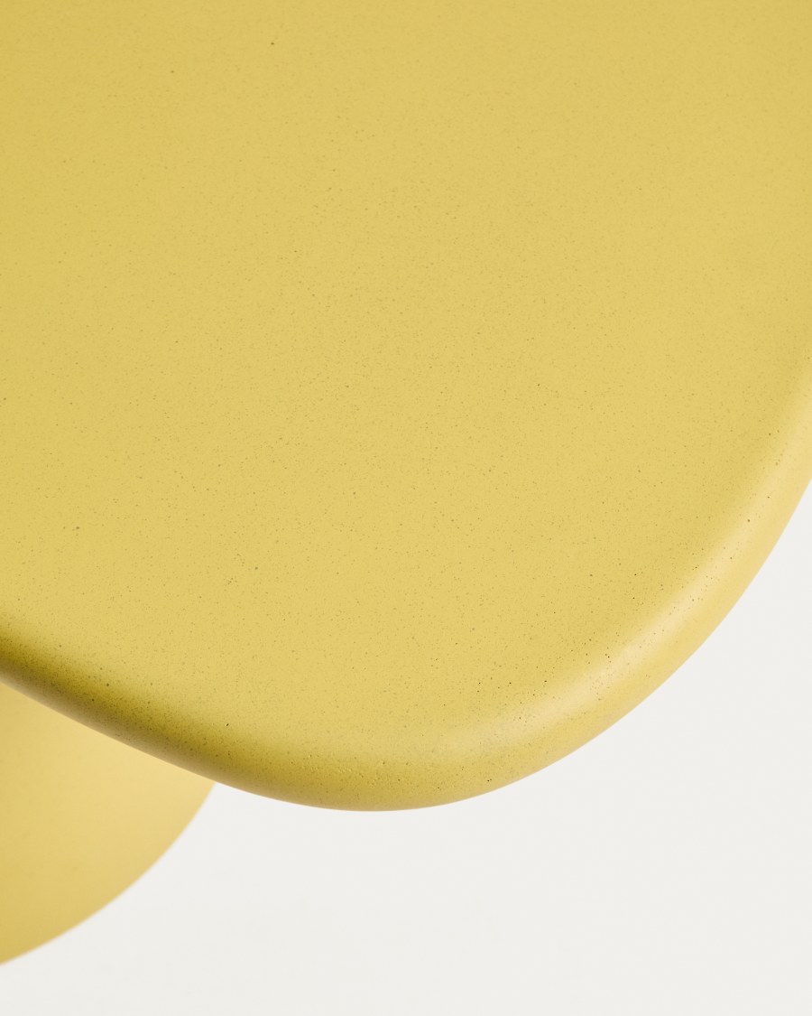 Macarella coffee table in mustard concrete 83 x 77cm