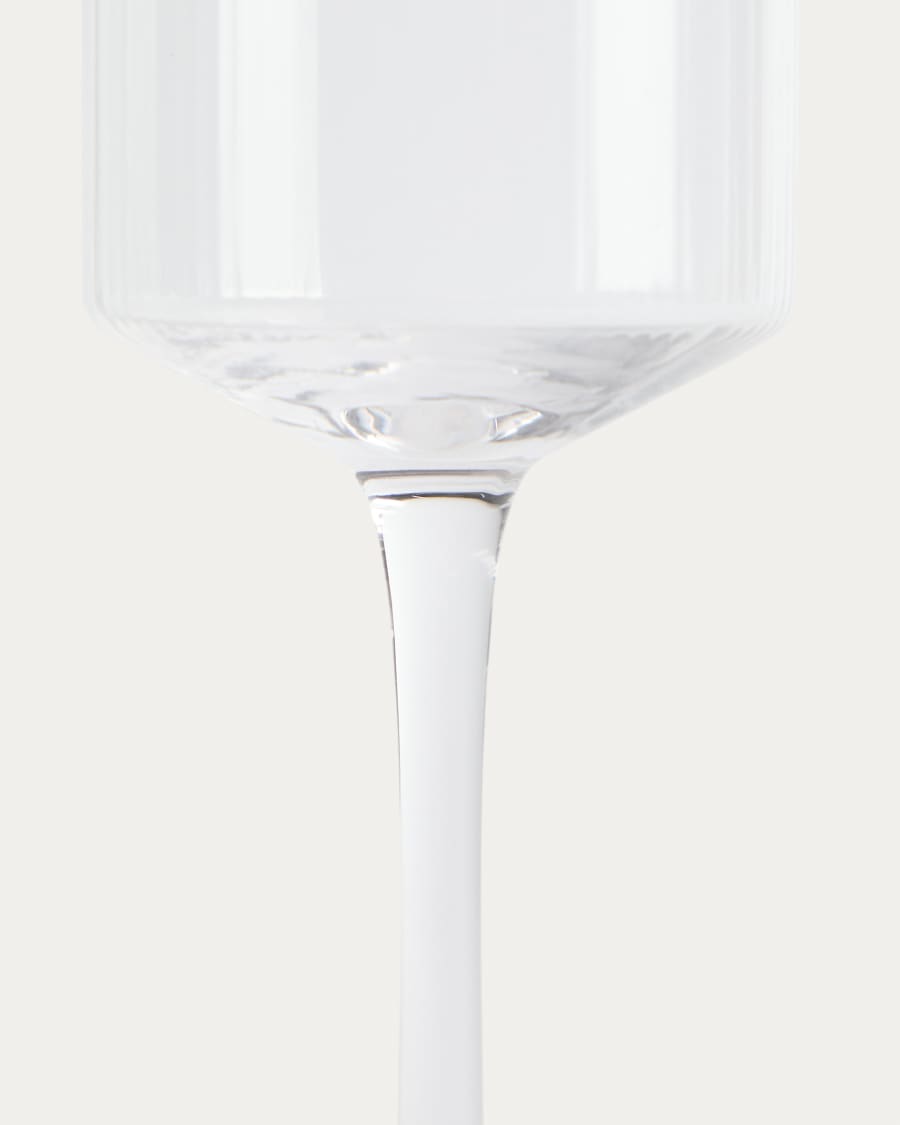 Eluria clear wine glass, 39.5 cl