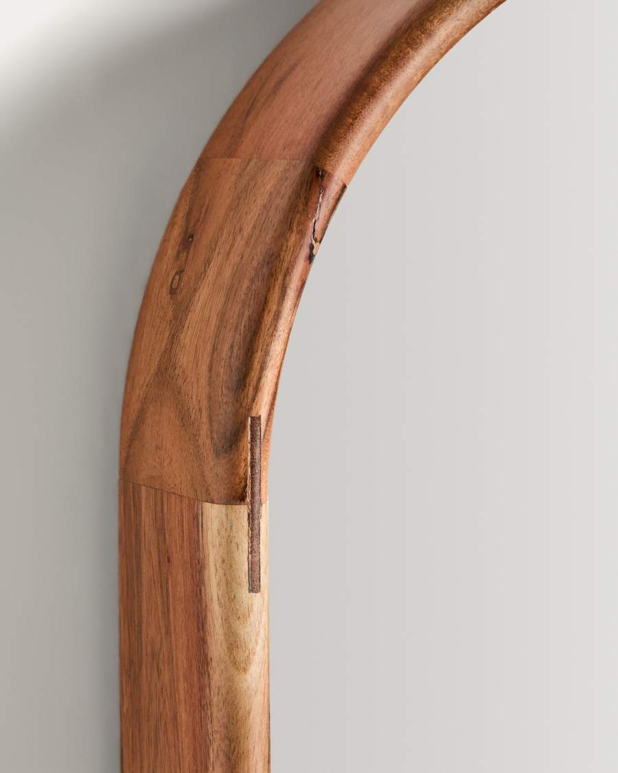 Berale spiegel van acaciahout 76 x 33 cm