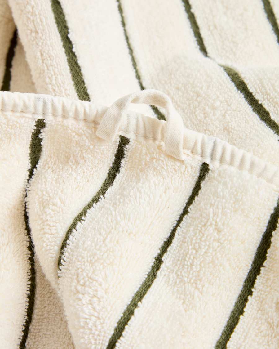 Dorane 100% cotton towel with green stripes 100 x 150cm