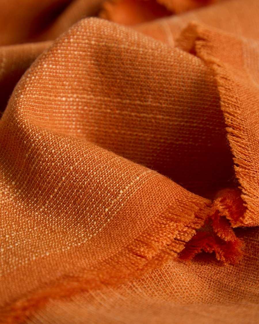 Sareli oranje deken van wolmix 130 x 170 cm