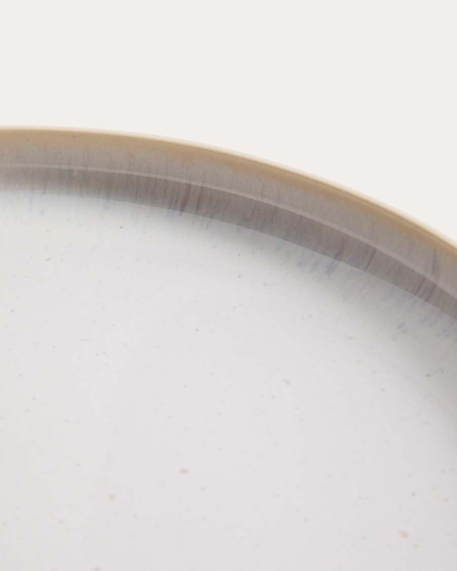 Uilo white ceramic dessert plate