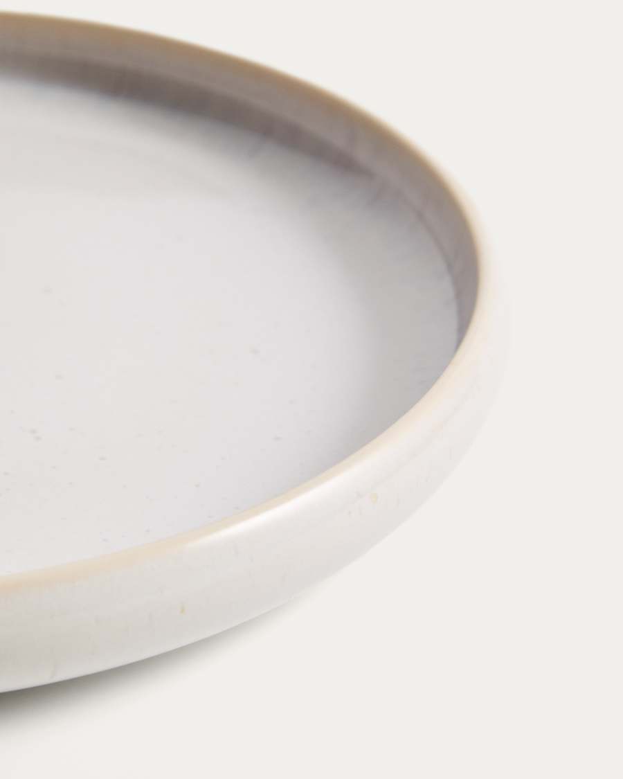 Uilo white ceramic dessert plate