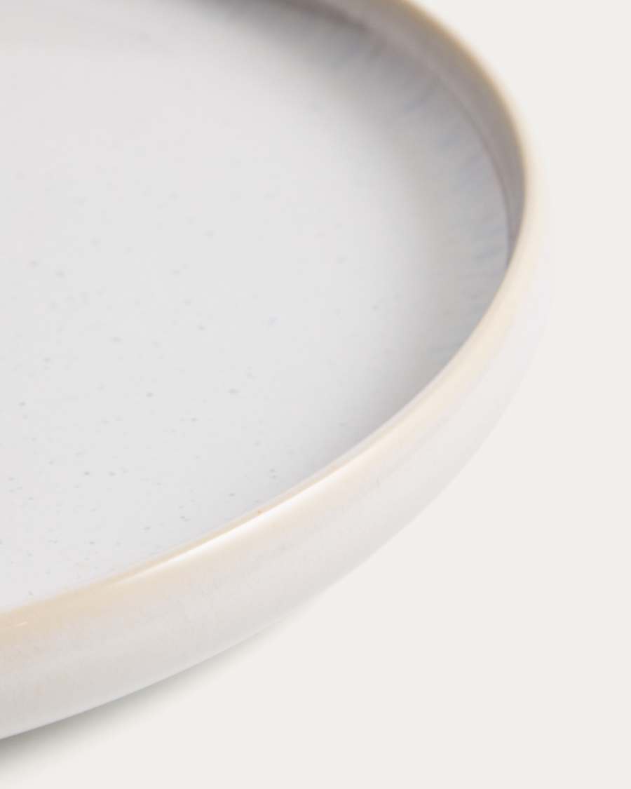 Uilo white ceramic plate