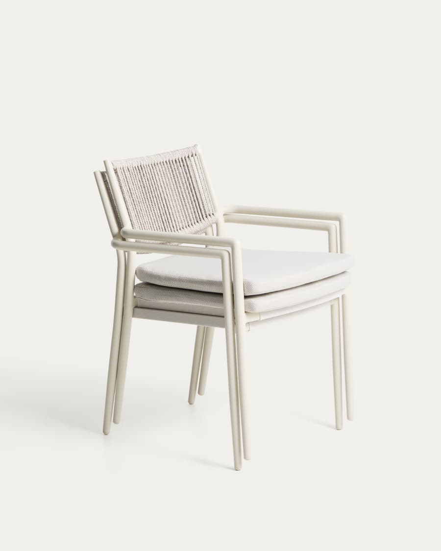 Argasi stackable outdoor chair in ecru aluminium and grey synthetic rope cord