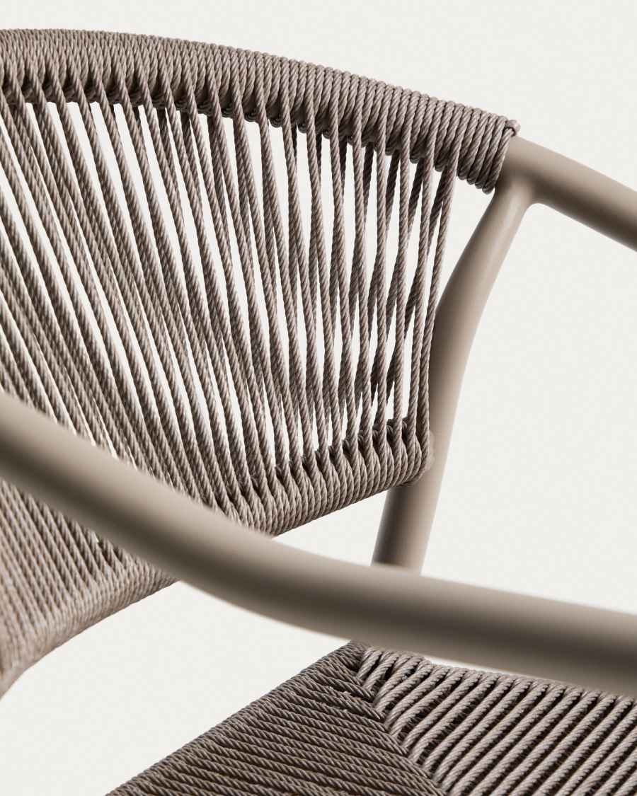 Sedia impilabile da esterni Livadia in alluminio tortora