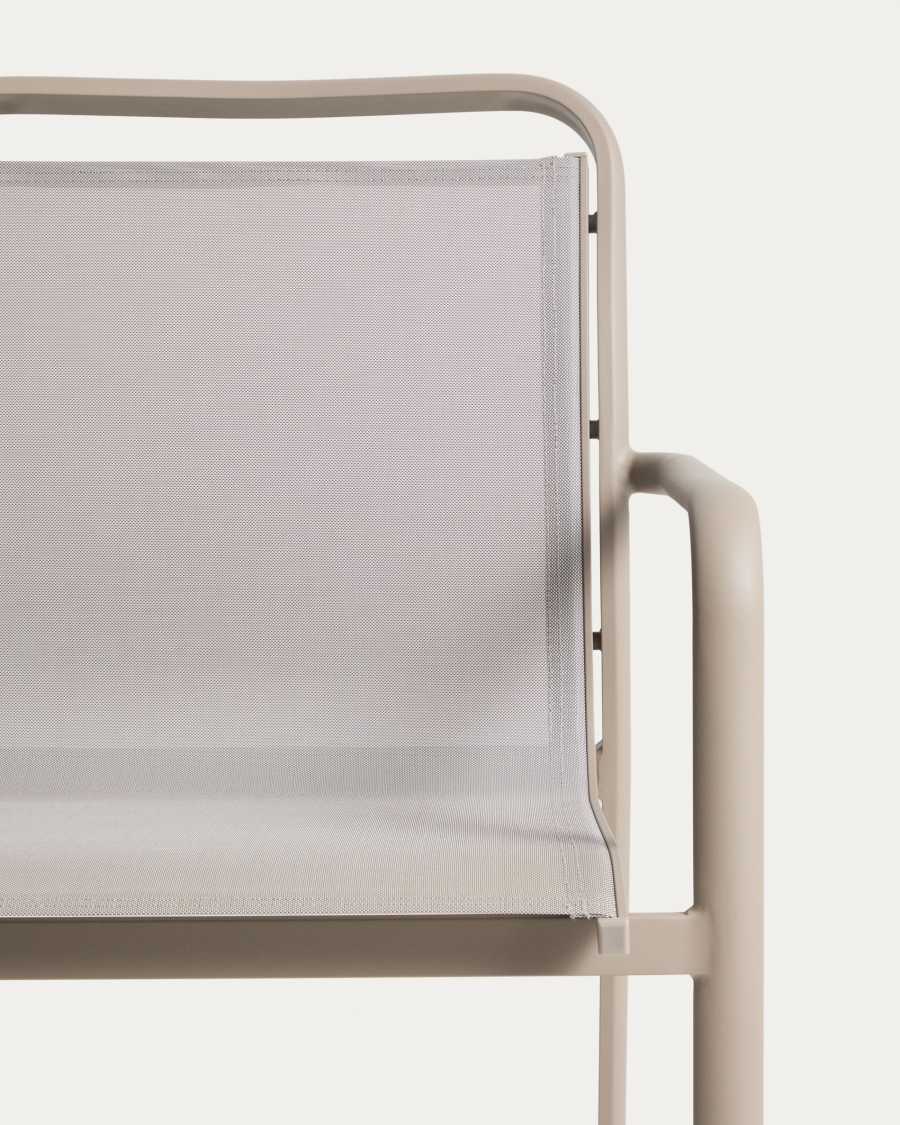 Στοιβαζόμενη καρέκλα Luri από αλουμίνιο σε χρώμα γκρι και μπεζ υφάσματος Texteline