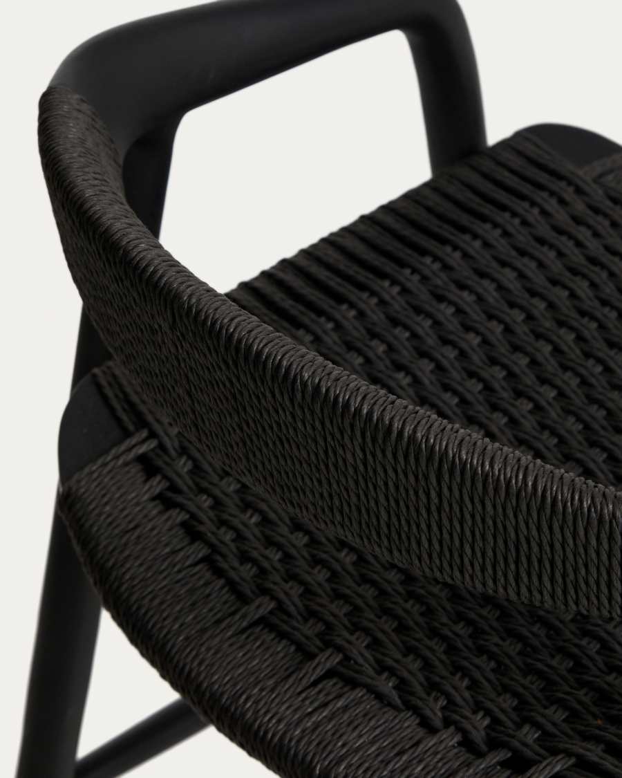 Σκαμπό Derile από μασίφ ξύλο δρυός με μαύρο φινίρισμα και 100% FSC μαύρο χάρτινο σκοινί 65 εκ