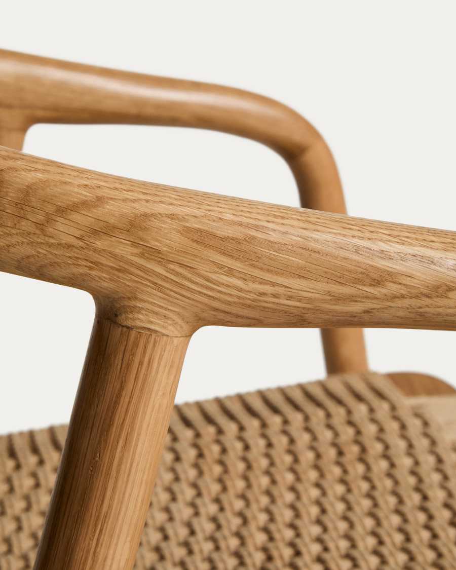 Καρέκλα Derile από μασίφ ξύλο δρυός με φυσικό φινίρισμα και 100% FSC μπεζ χάρτινο σκοινί