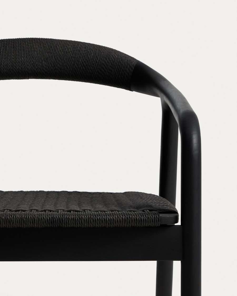 Πολυθρόνα Derile από μασίφ ξύλο δρυός με μαύρο φινίρισμα και μαύρο χάρτινο σκοινί FSC 100%