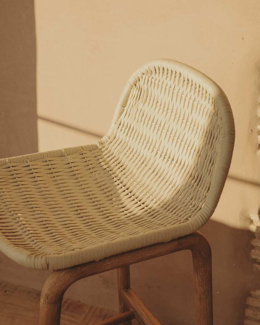 Σκαμπό Alipa από μασίφ ξύλο ακακίας και εκρού σκοινί 75 εκ FSC 100%