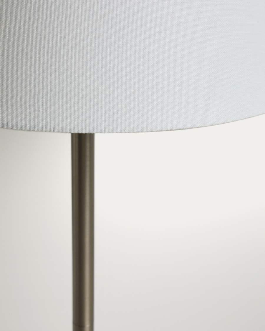 Lampada da terra in metallo Navat con finitura argentata spazzolata