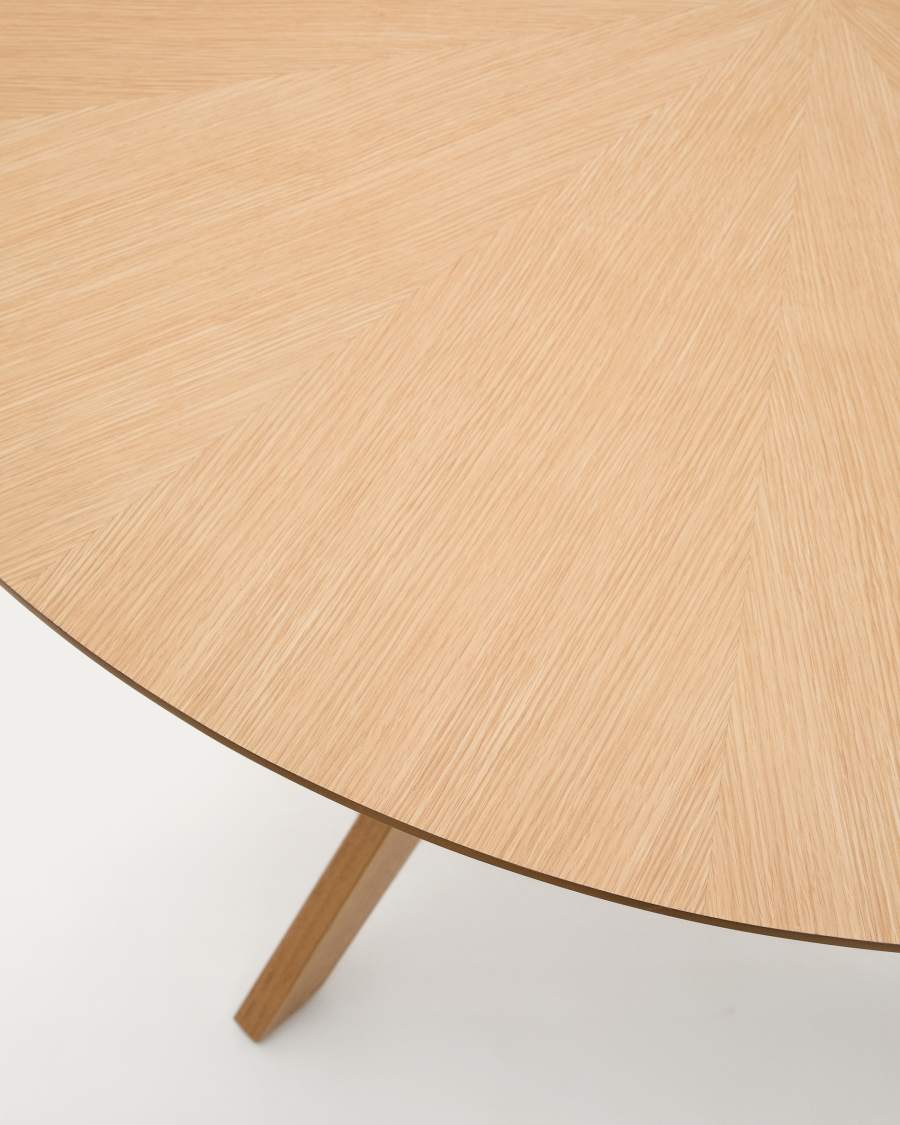 Naanim round table in oak veneer, Ø 100 cm