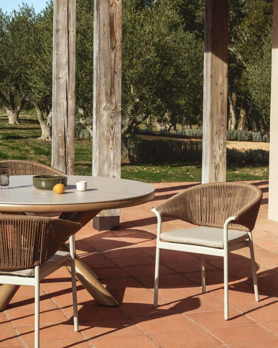 Zuara chair in ecru aluminium and brown synthetic rope cord