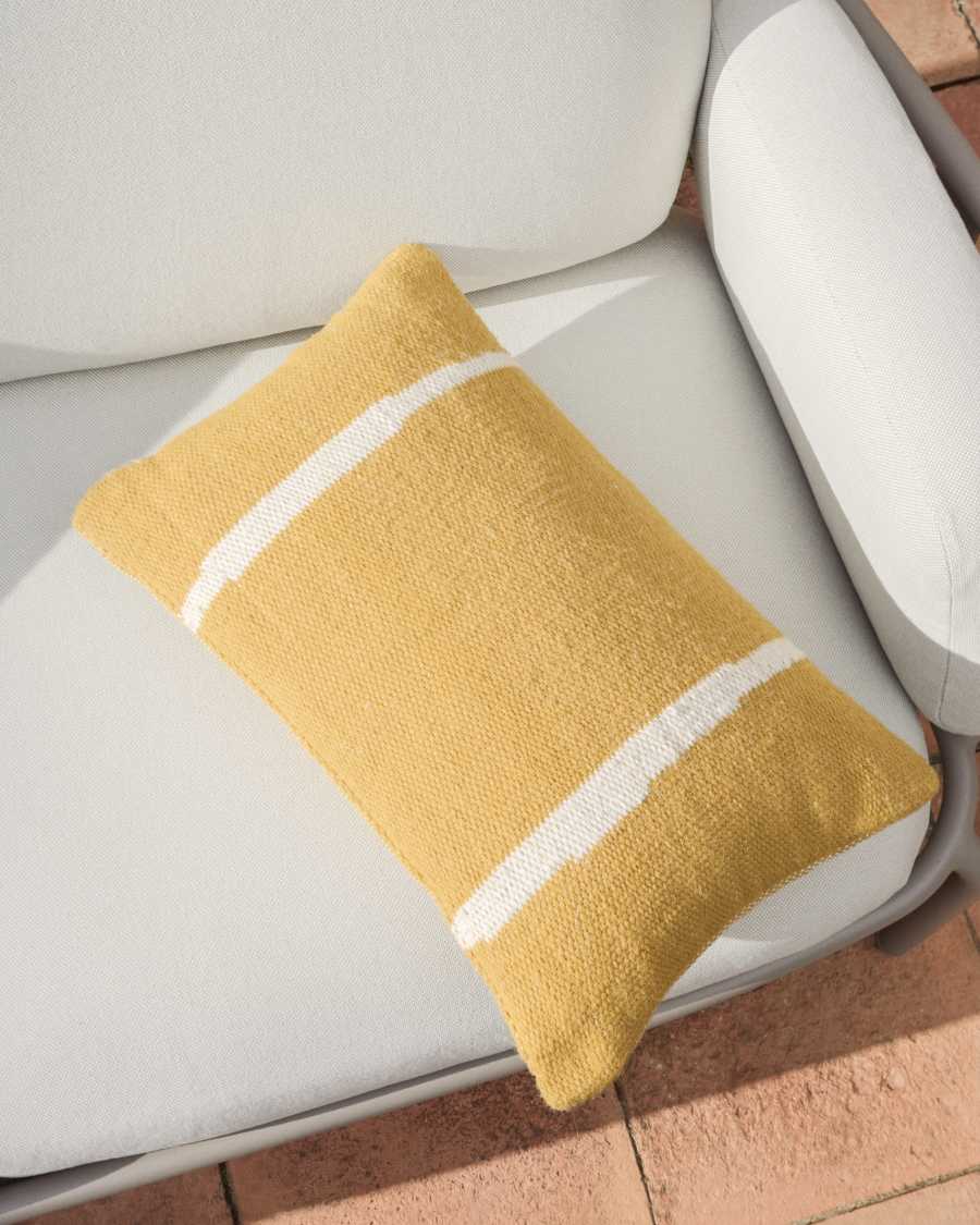 Κάλυμμα μαξιλαριού Daila με σχέδιο Ikat 100% PET κίτρινο 30 x 50 εκ