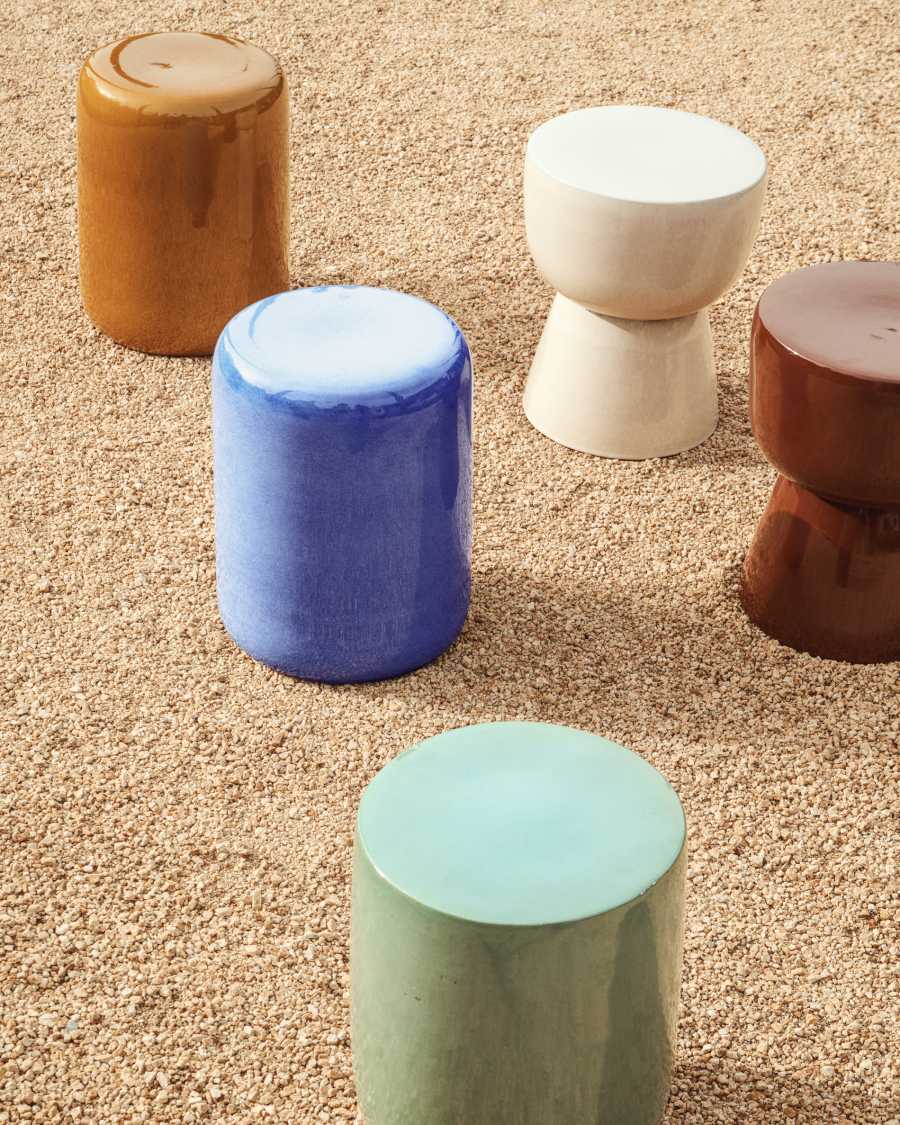 Βοηθητικό τραπέζι εξωτερικού χώρου Mesquida από κεραμικό με φινίρισμα σε τυρκουάζ γυαλιστερό φινίρισμα Ø 35 εκ