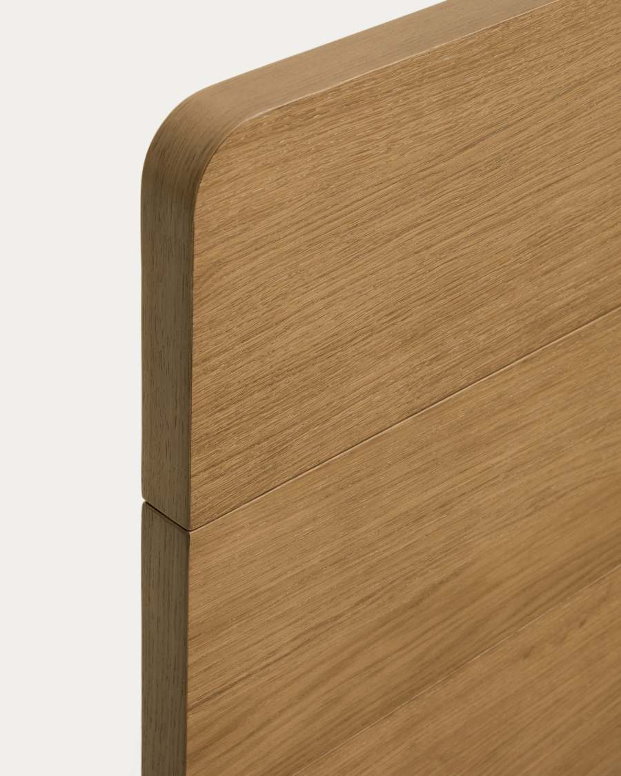 Arelida bed made of oak veneer and solid oak wood with light brown finish for 180 x 200cm mattress