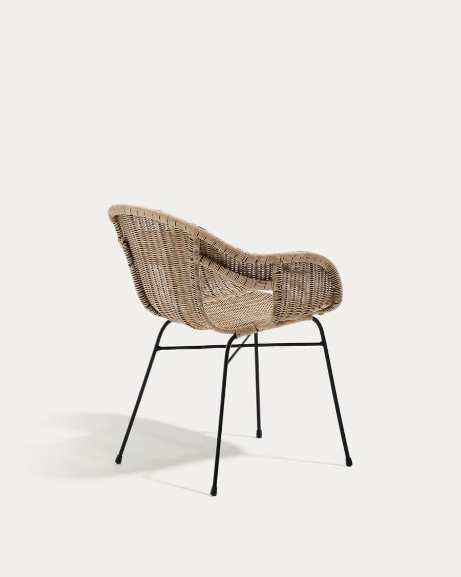 Stapelbarer Stuhl Eltiera aus synthetischem Rattan und schwarzem Stahlgestell