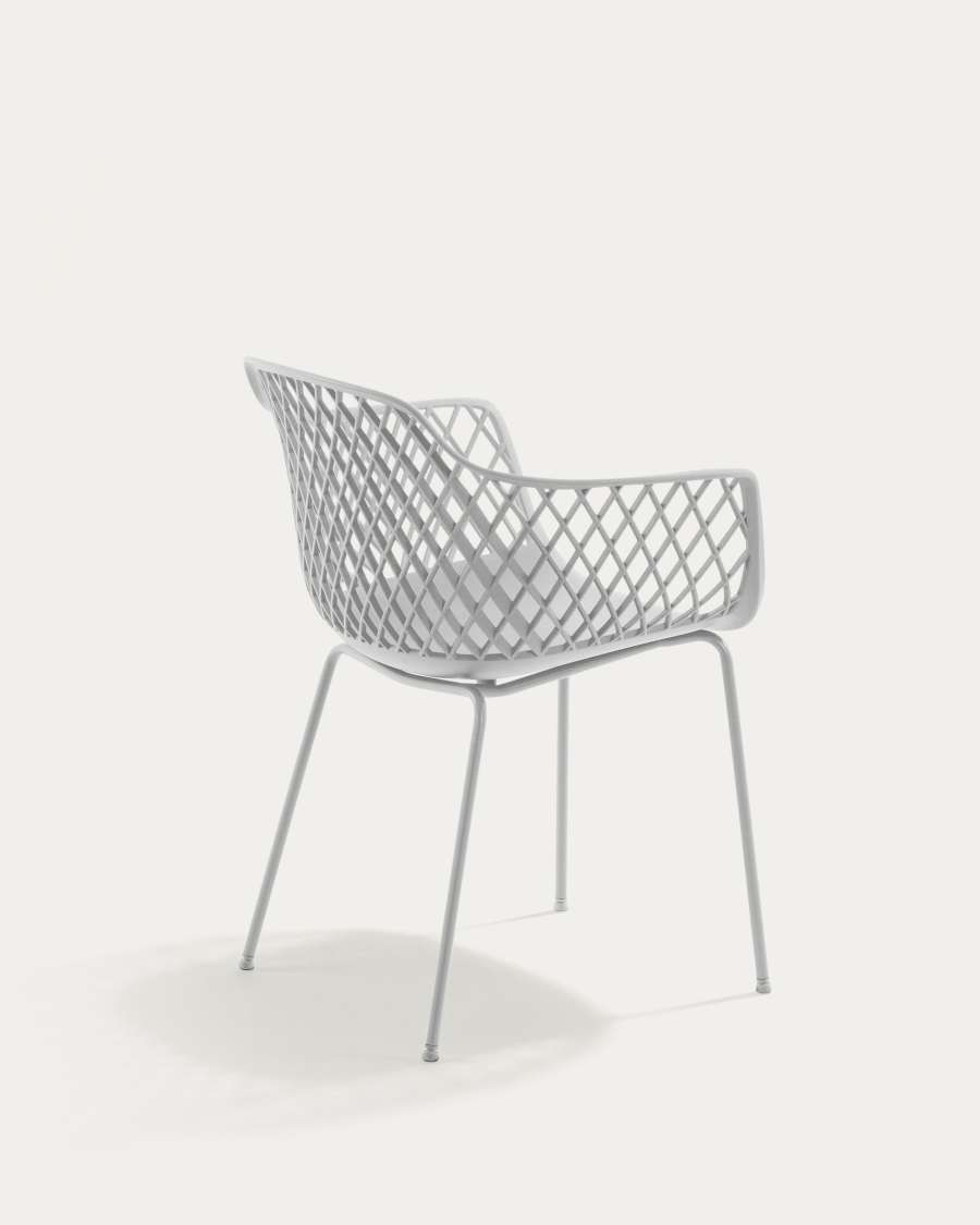 Quinn outdoor chair in white