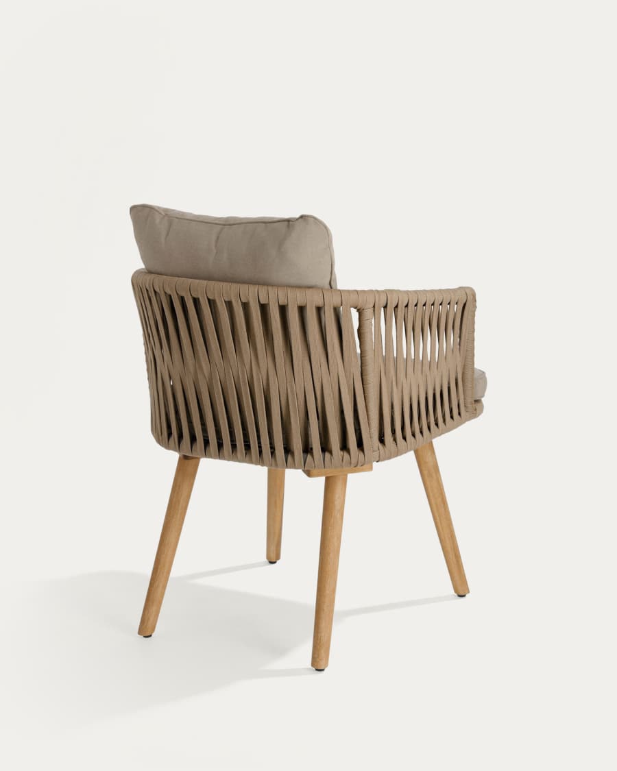 Hemlice stoel in beige touw met massieve acacia poten FSC 100%