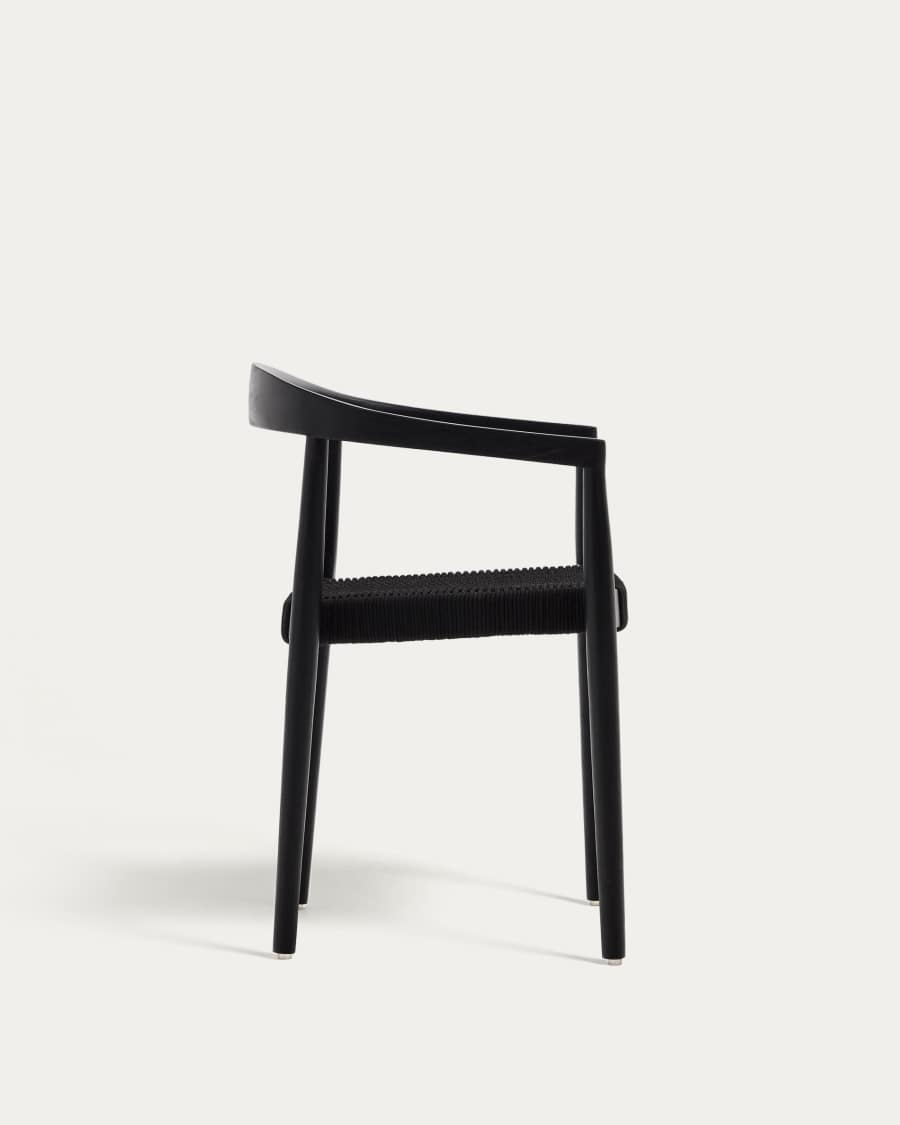 Stapelbarer Outdoor-Stuhl Ydalia aus massivem Teakholz schwarzes Finish schwarzes Seil