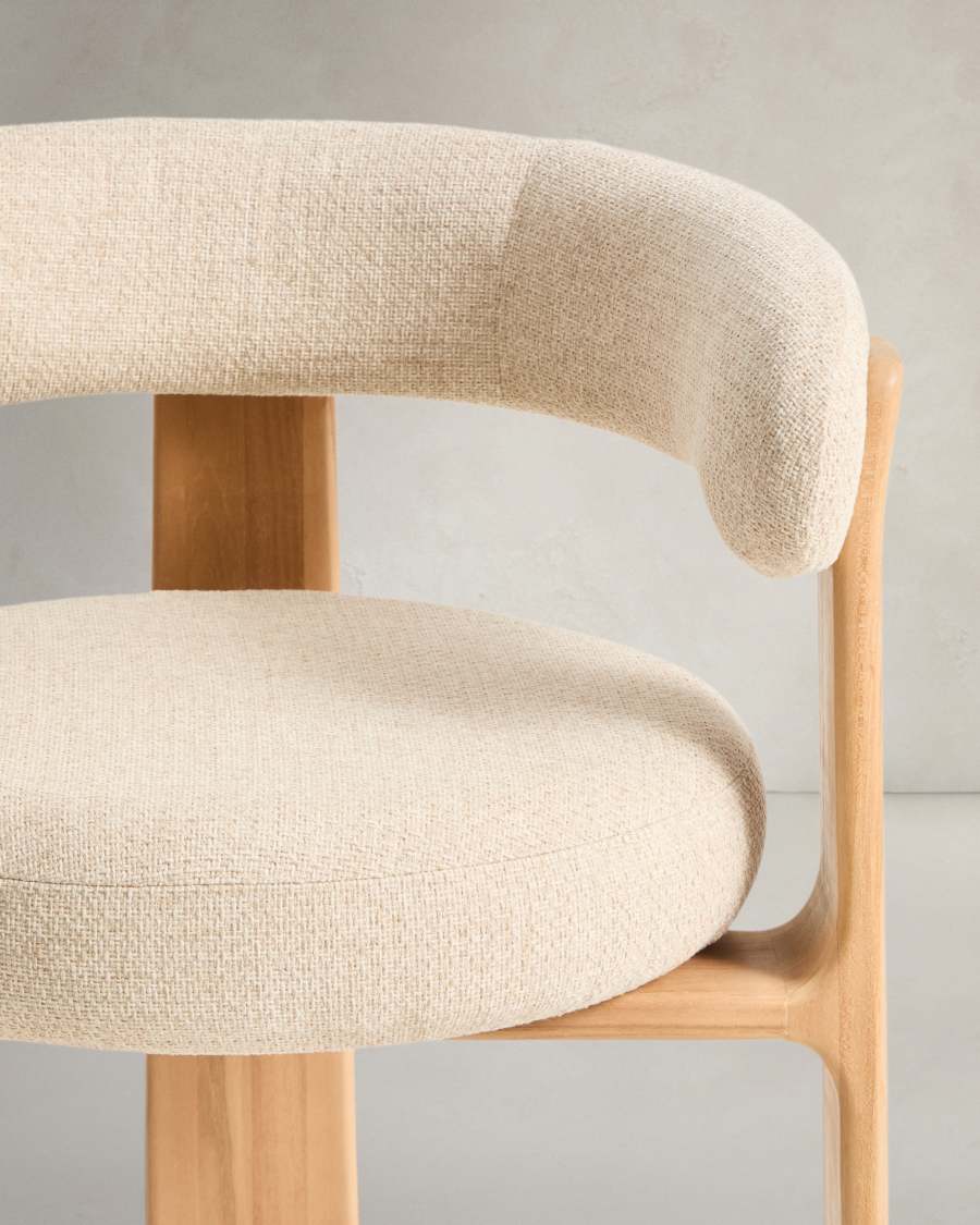 Granite 3-leg beige outdoor chair with FSC 100% solid teak wood legs in a natural finish