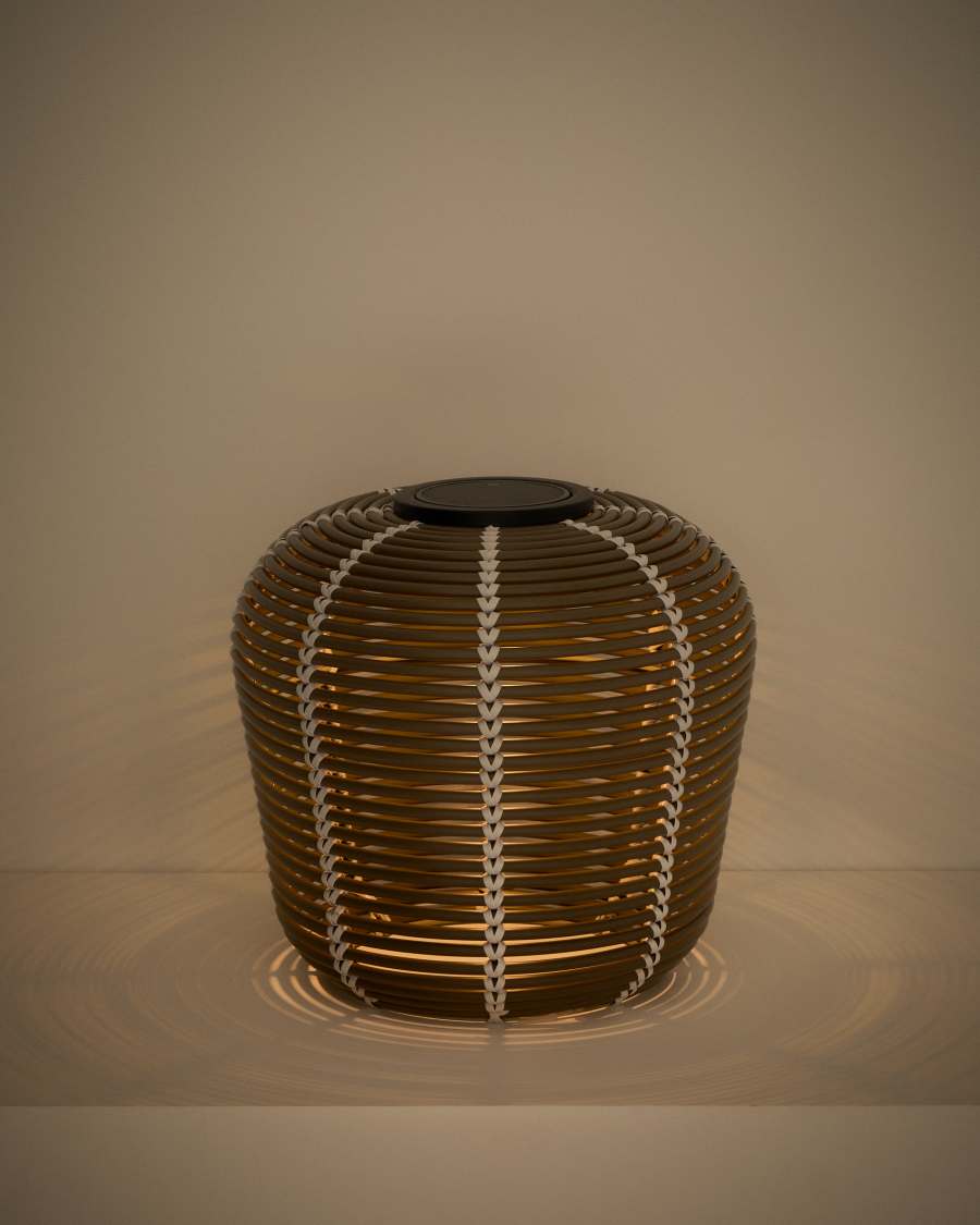 Ηλιακό επιτραπέζιο φωτιστικό εξωτερικού χώρου Garoina LED σε πράσινο συνθετικό ρατάν Ø35 εκ