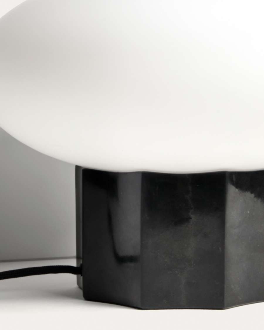 Lampe de table Idela en verre fumé et marbre noir Ø 26 cm