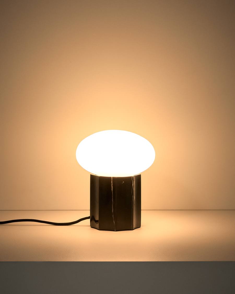 Lampe de table Idela en verre fumé et marbre noir Ø 15 cm