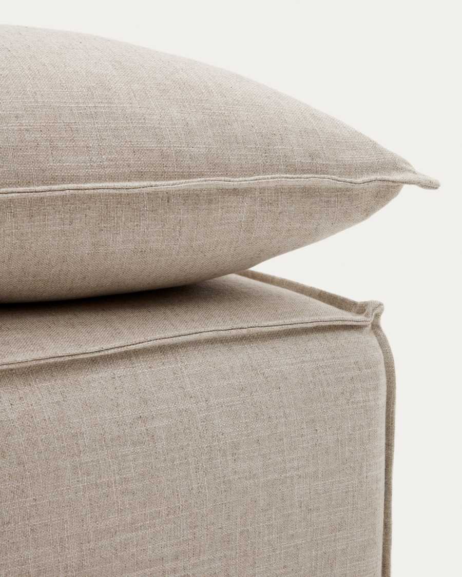 Abziehbare Fußablage Anarela mit beigem Leinenkissen FSC Mix Credit 80 x 80 cm.