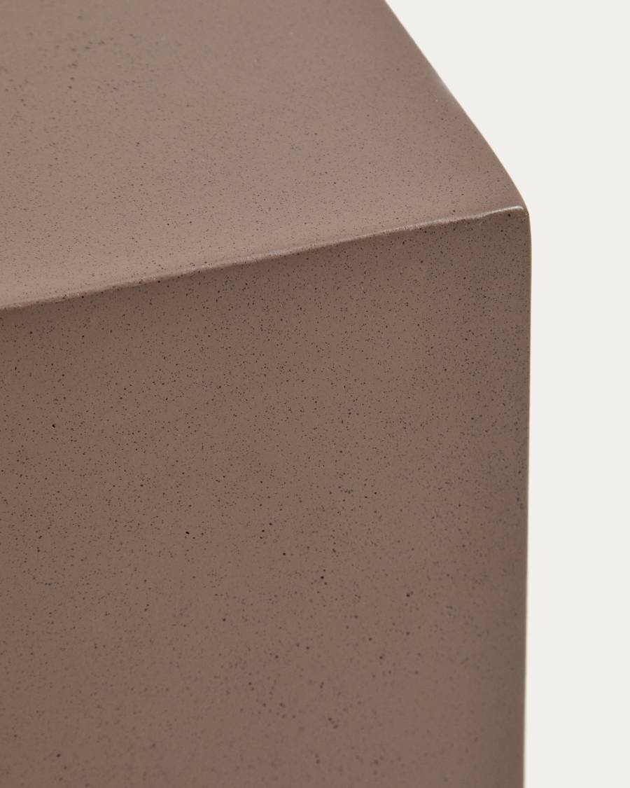 Βοηθητικό τραπέζι Rustella από καφέ τσιμέντο 35 x 35 εκ.