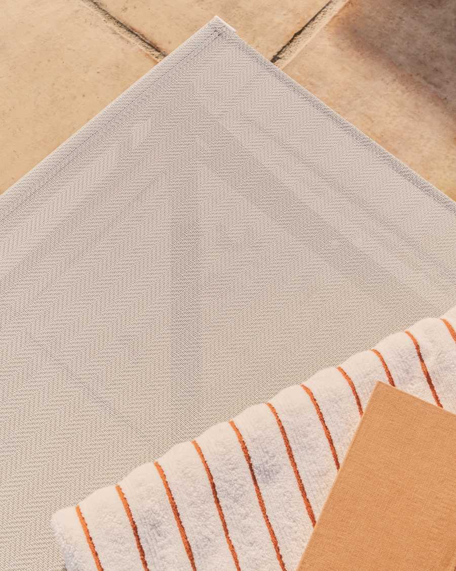 Stackable sun lounger Lesina in ecru aluminium and texteline