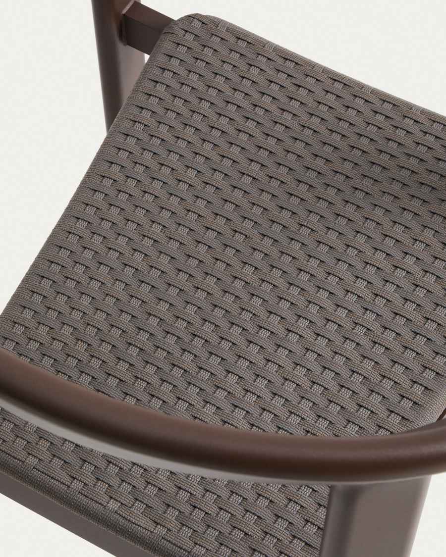 Set Erice de 4 cadires apilables d’alumini i corda i taula d’alumini i vidre temperat marró Ø120 cm