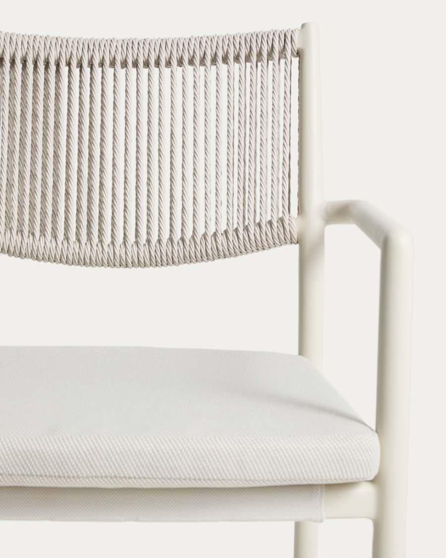 Argasi chair in ecru aluminium and grey synthetic rope cord