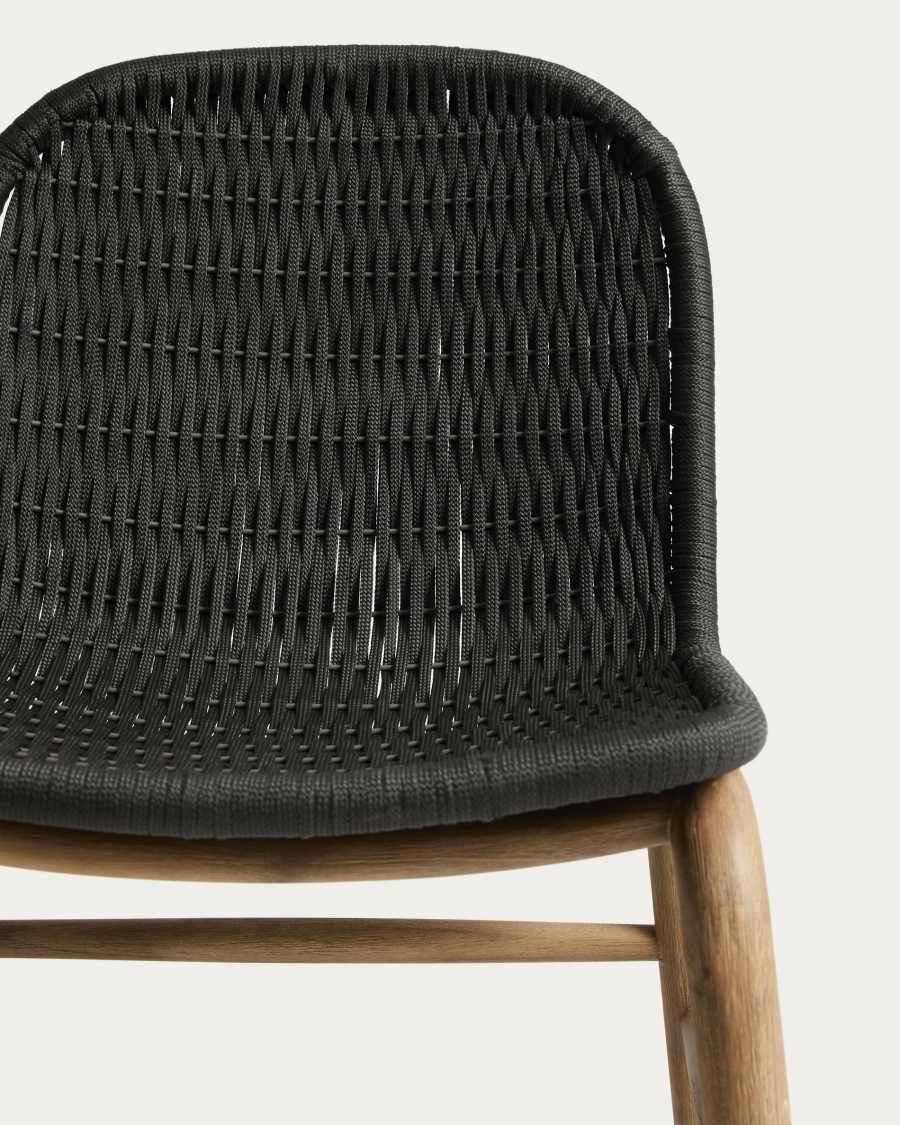 Set with Sori table in solid acacia wood and 6 Alipa chairs in graphite solid acacia wood and rope cord 200 x 100cm FSC 100%